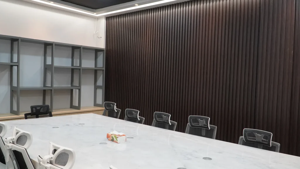 Menjaga tampilan wall panel dengan perawatan yang tepat